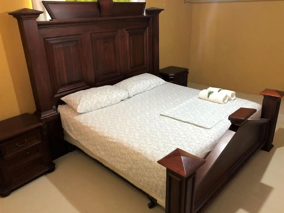 Holiday home Green Sierra Villa: Luxury Countryside Retreat for 16 Jarabacoa