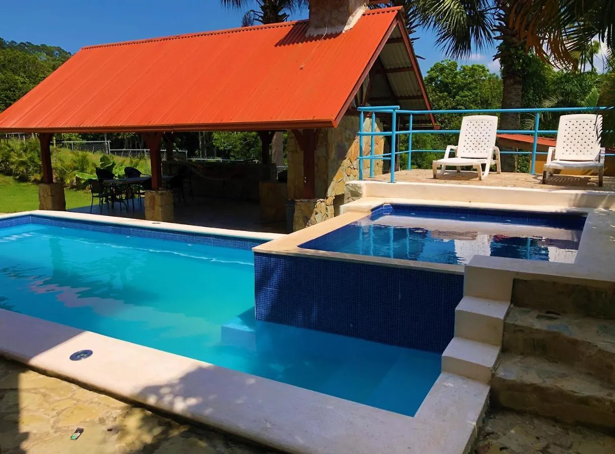 Holiday home Green Sierra Villa: Luxury Countryside Retreat for 16 Jarabacoa Dominican Republic